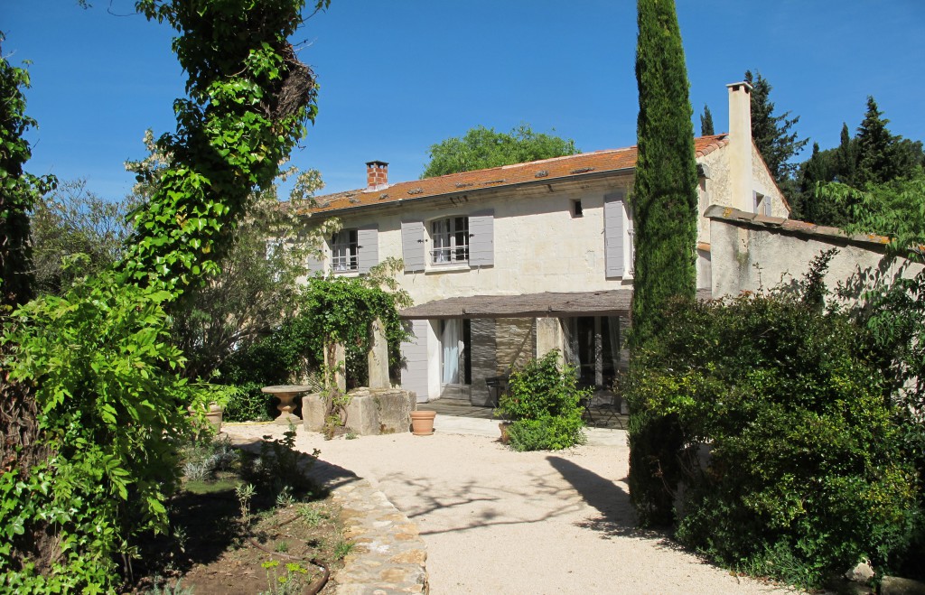 Location de vacances dans les Alpilles à Fontvieille.