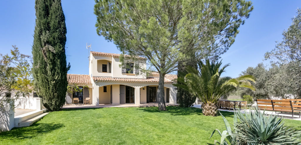 Location maison Arles